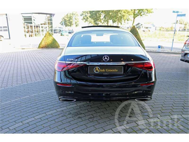 Occasion Mercedes S580 AMG line 15 PK (11 kW) 2022 Zwart, metallic lak Sedan
