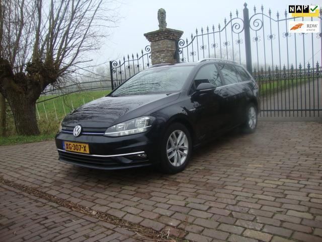 Zwart Gebruikt 2018 VW Golf VII Comfortline Stationwagen | € 10.900 (Super prijs) - Afbeelding 1/4