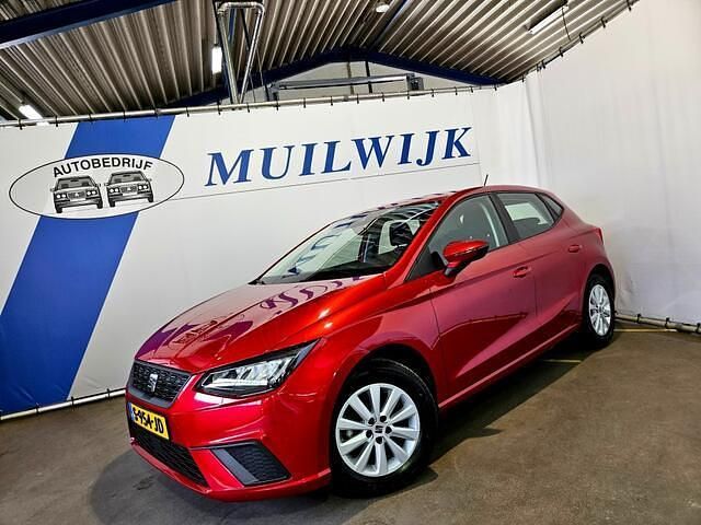 Rood Gebruikt 2023 Seat Ibiza Style Hatchback | € 15.450 (Eerlijke prijs) - Afbeelding 1/4