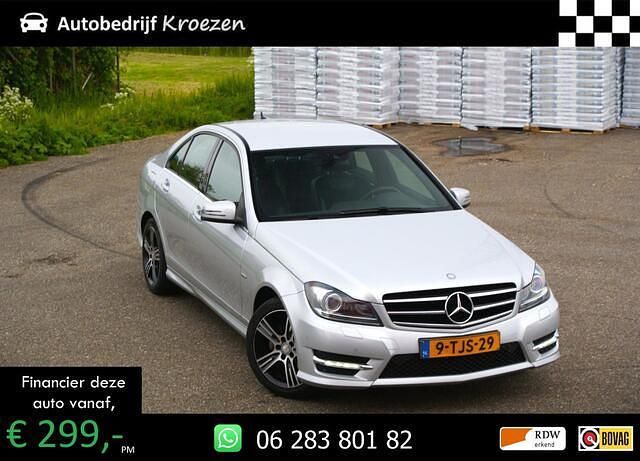 Grijs, metallic lak Gebruikt 2014 Mercedes C180 AMG Sedan | € 14.250 (Super prijs) - Afbeelding 1/4