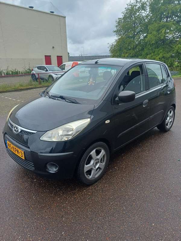 Zwart Gebruikt 2010 Hyundai i10 Active Hatchback | € 2.850 (Goede deal) - Afbeelding 1/4