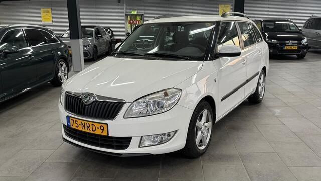 Wit Gebruikt 2010 Skoda Fabia GreenLine Stationwagen | € 2.495 (Eerlijke prijs) - Afbeelding 1/4