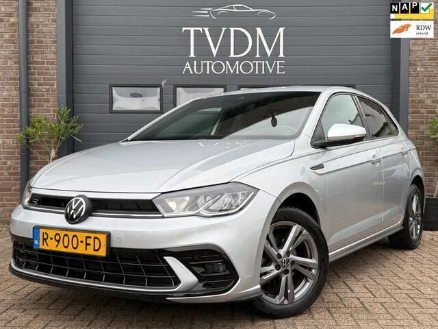 Grijs Gebruikt 2022 VW Polo R-line Hatchback | € 20.950 (Eerlijke prijs) - Afbeelding 1/4