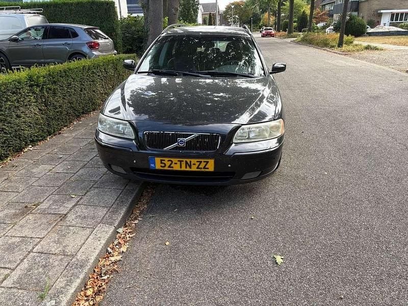 Zwart Gebruikt 2005 Volvo V70 Stationwagen | € 1.000 (Iets duurder) - Afbeelding 1/4