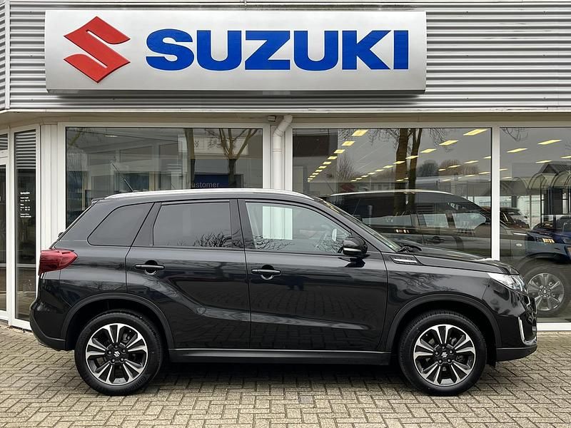 Occasion Suzuki Vitara Style 129 PK (94 kW) 2021 Zwart (metallic) SUV
