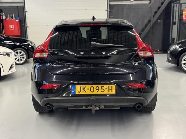Occasion Volvo V40 Summum 150 PK (110 kW) 2012 Zwart Hatchback