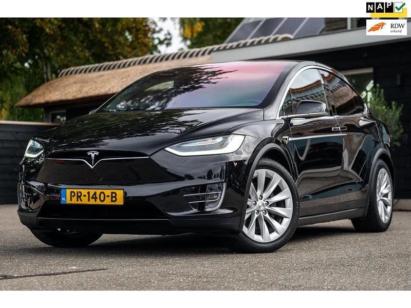 Zwart Gebruikt 2017 Tesla Model X SUV | € 26.950 (Eerlijke prijs) - Afbeelding 1/4