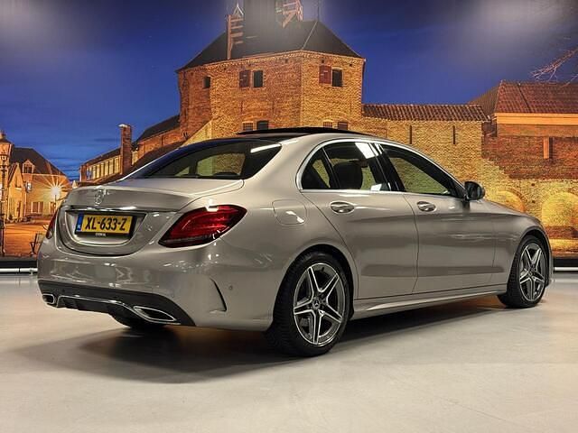 Occasion Mercedes C180 AMG 157 PK (115 kW) 2019 Grijs (metallic) Sedan