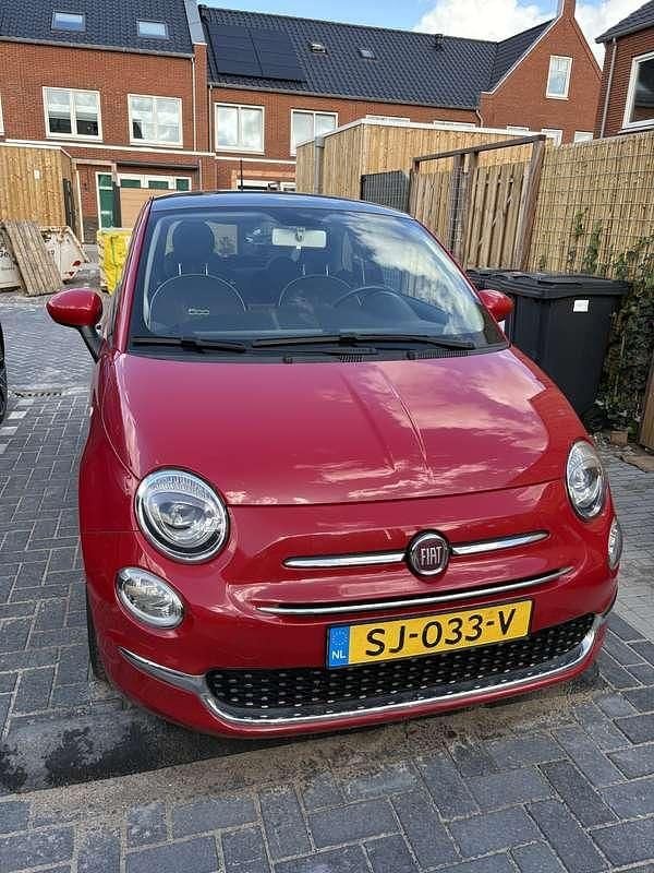 Rood Gebruikt 2018 Fiat 500 Lounge Hatchback | € 10.990 (Goede deal) - Afbeelding 1/4
