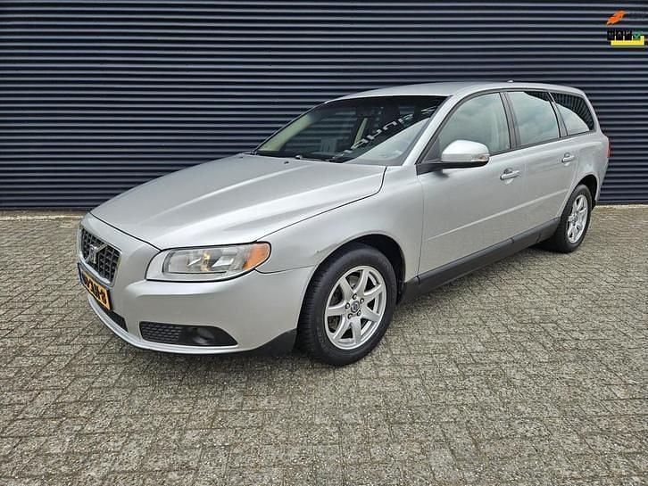 Gebruikt 2009 Volvo V70 Stationwagen | € 1.950 (Goede deal) - Afbeelding 1/1