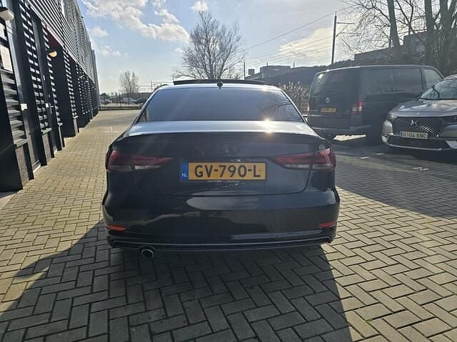 Occasion Audi A3 Attraction 110 PK (80 kW) 2015 Zwart Sedan