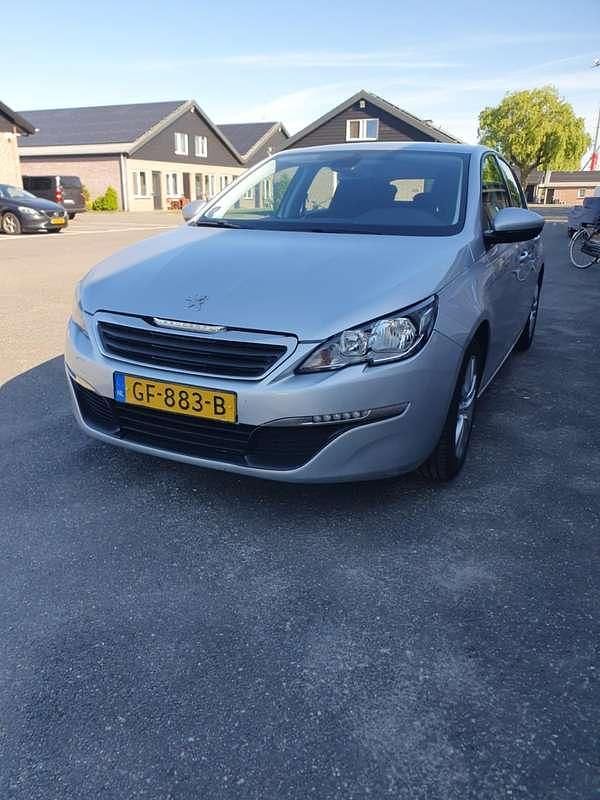 Gebruikt 2015 Peugeot 308 Active Sedan | € 4.600 (Super prijs) - Afbeelding 1/4