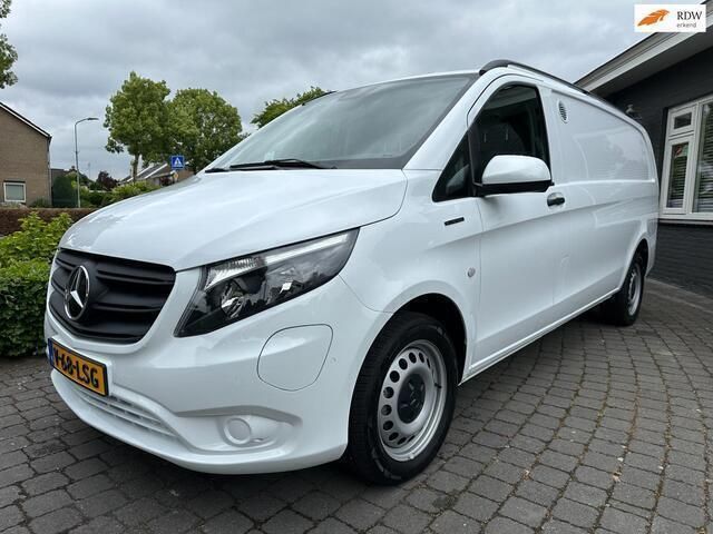 Wit Gebruikt 2022 Mercedes e-Vito MPV | € 23.900 (Iets duurder) - Afbeelding 1/4