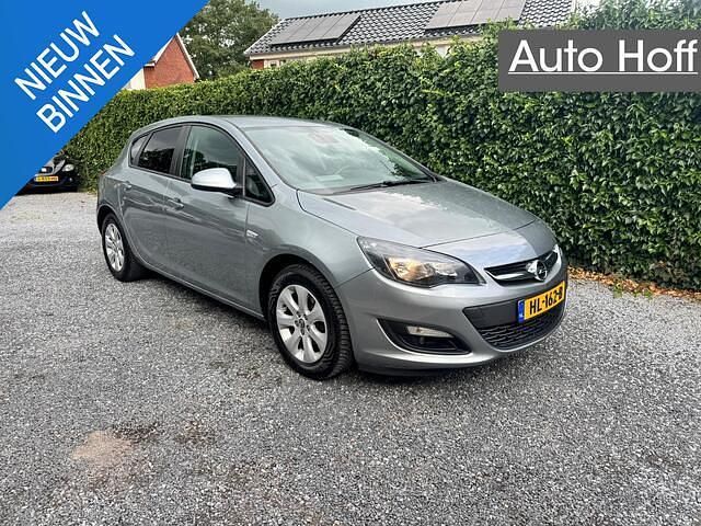 Grijs Gebruikt 2015 Opel Astra Hatchback | € 5.445 (Super prijs) - Afbeelding 1/4