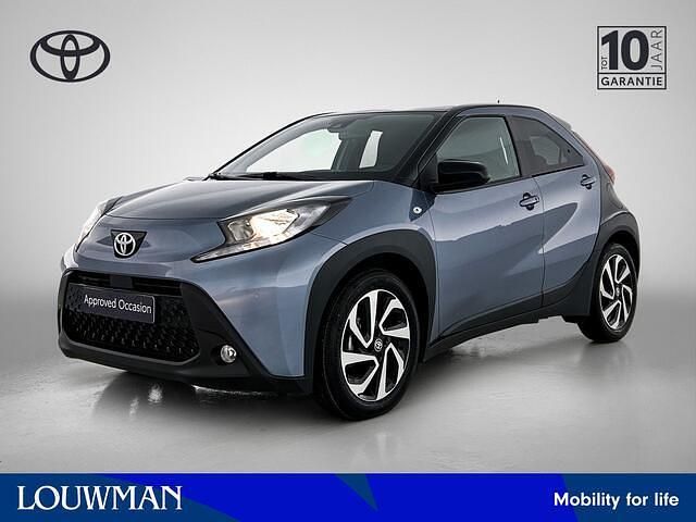 Blauw Gebruikt 2024 Toyota Aygo X Pulse SUV | € 22.450 - Afbeelding 1/4