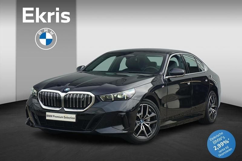 Zwart Gebruikt 2025 BMW i5 M Sport Sedan | € 97.450 - Afbeelding 1/4