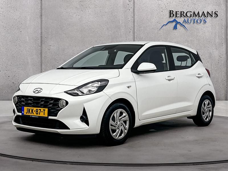 Wit Occasion 2025 Hyundai i10 Premium Hatchback | € 14.900 (Super prijs) - Afbeelding 1/4