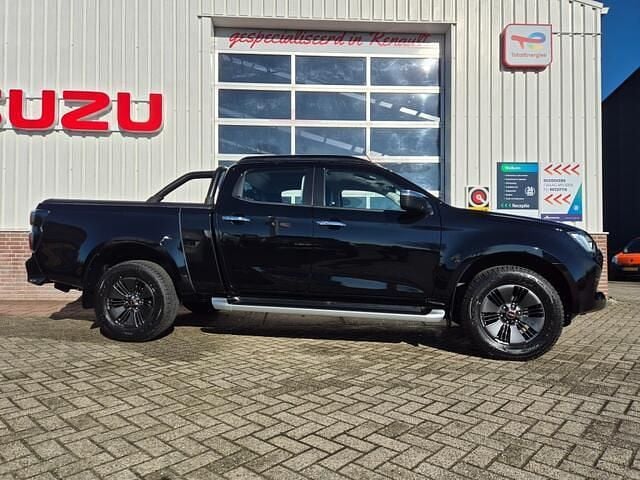 Occasion Isuzu D-Max 163 PK (119 kW) 2023 Zwart (metallic) Pickup