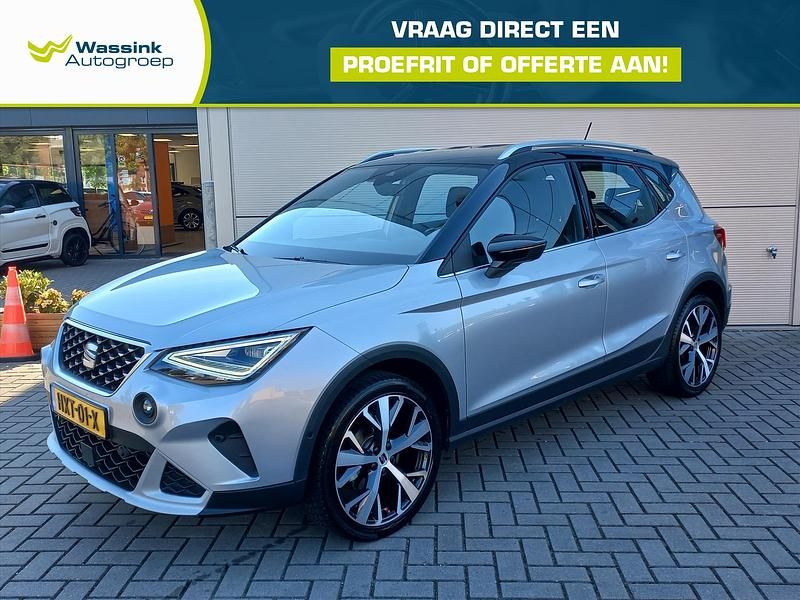 Grijs Gebruikt 2022 Seat Arona Xperience SUV | € 20.335 (Iets duurder) - Afbeelding 1/4