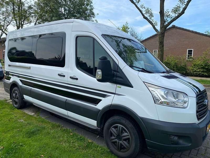 Wit Gebruikt 2017 Ford Transit MPV | € 39.990 - Afbeelding 1/4