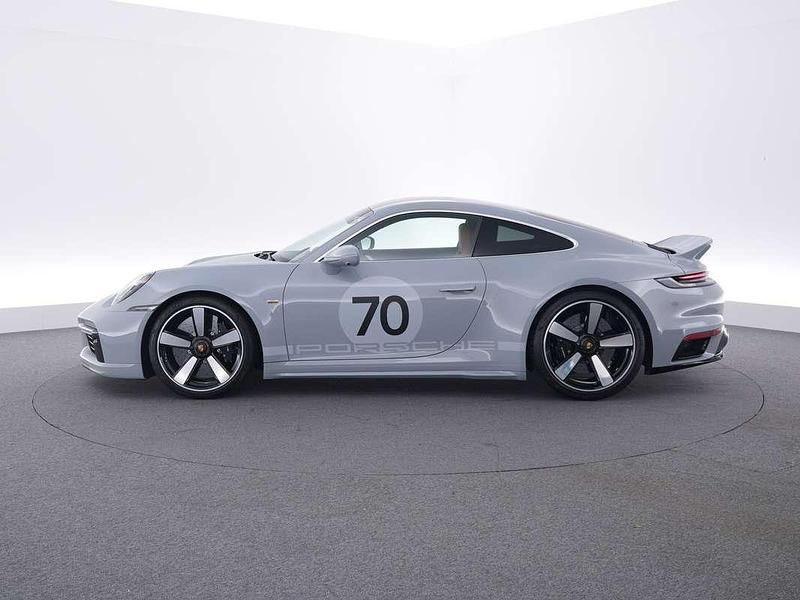 Occasion Porsche 992 Sport 551 PK (405 kW) 2023 Grijs Coupé