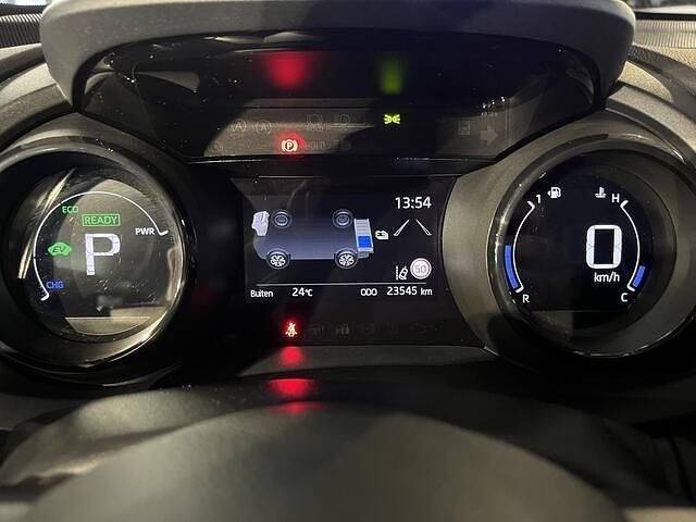 Occasion Toyota Yaris Executive 116 PK (85 kW) 2021 Wit Hatchback