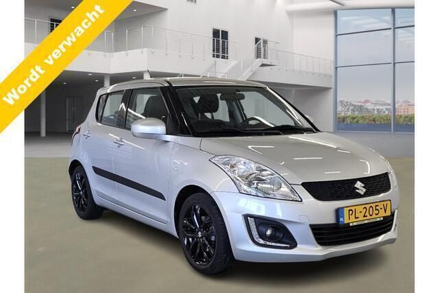 Grijs Gebruikt 2017 Suzuki Swift Hatchback | € 11.899 (Goede deal) - Afbeelding 1/4