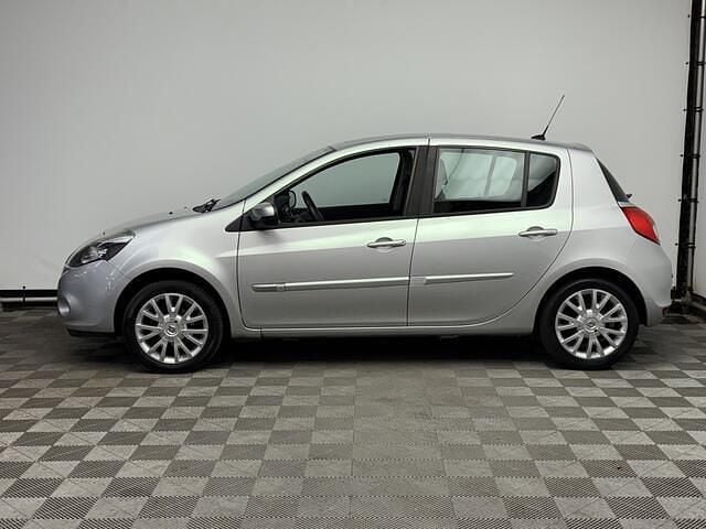 Occasion Renault Clio R.S. Dynamique 111 PK (81 kW) 2009 Zilver (metallic) Hatchback