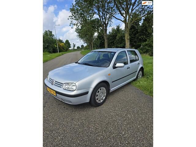 Grijs Gebruikt 1998 VW Golf IV Trendline | € 1.599 (Eerlijke prijs) - Afbeelding 1/4