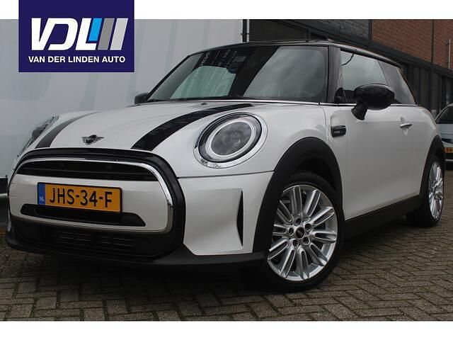 Wit Gebruikt 2023 Mini Cooper Hatchback | € 25.450 (Eerlijke prijs) - Afbeelding 1/4