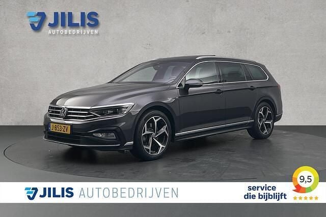 Grijs Gebruikt 2020 VW Passat Business+ Stationwagen | € 26.850 (Duur) - Afbeelding 1/3