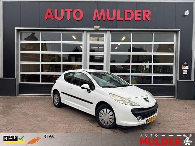 Wit Gebruikt 2008 Peugeot 207 Hatchback | € 2.375 (Eerlijke prijs) - Afbeelding 1/3