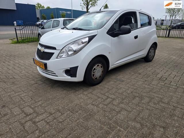 Wit Gebruikt 2012 Chevrolet Spark LS Hatchback | € 1.950 (Iets duurder) - Afbeelding 1/4