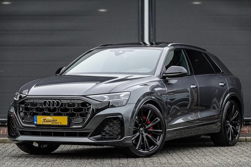 Grijs Gebruikt 2025 Audi Q8 S-Line SUV | € 105.950 (Goede deal) - Afbeelding 1/4