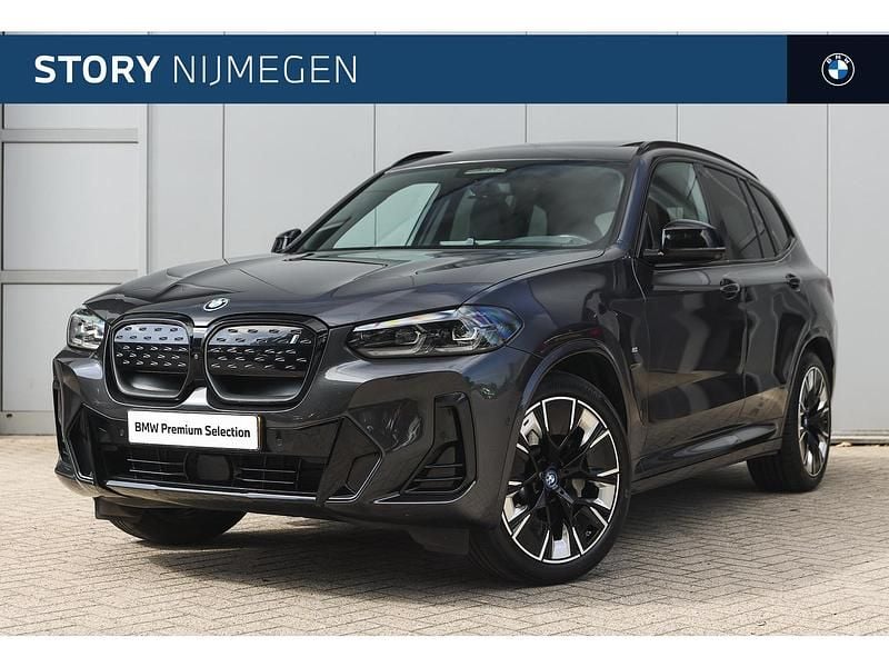Grijs Gebruikt 2023 BMW iX3 Executive SUV | € 49.950 (Eerlijke prijs) - Afbeelding 1/4