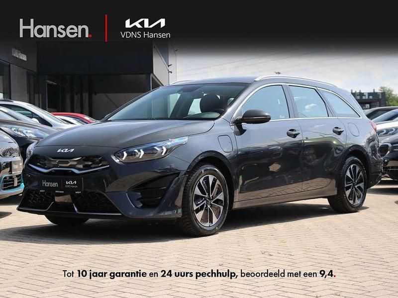 Grijs Gebruikt 2024 Kia Ceed Sportswagon Stationwagen | € 27.445 (Eerlijke prijs) - Afbeelding 1/4
