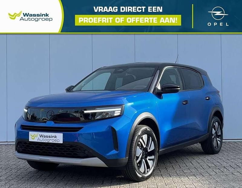Blauw Nieuw 2025 Opel Frontera SUV | € 34.280 - Afbeelding 1/4