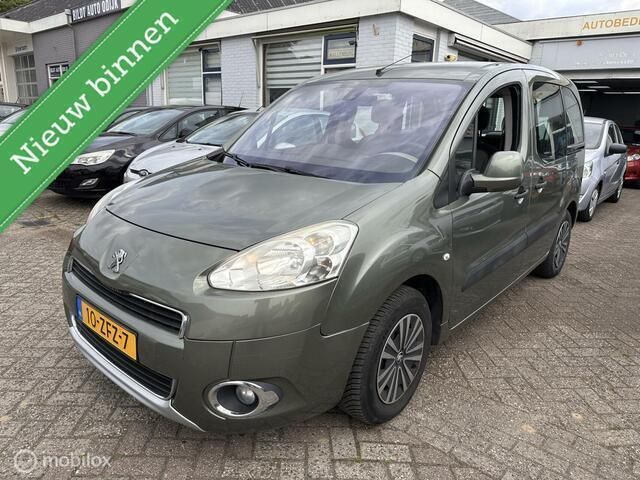 Groen Gebruikt 2012 Peugeot Partner Tepee Active MPV | € 7.975 (Eerlijke prijs) - Afbeelding 1/4