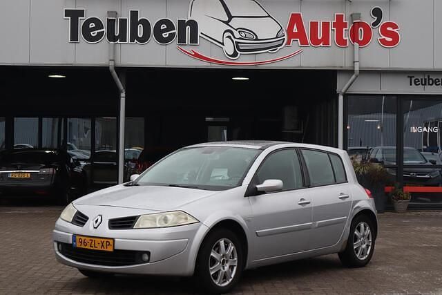 Grijs Occasion 2008 Renault Mégane III Business Hatchback | € 1.895 (Goede deal) - Afbeelding 1/4