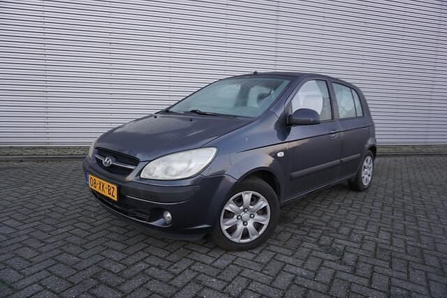 Grijs Gebruikt 2007 Hyundai Getz Active Hatchback | € 1.450 (Eerlijke prijs) - Afbeelding 1/4