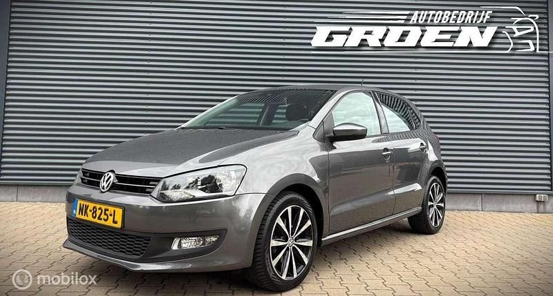 Grijs Gebruikt 2014 VW Polo Highline Hatchback | € 8.750 (Eerlijke prijs) - Afbeelding 1/4