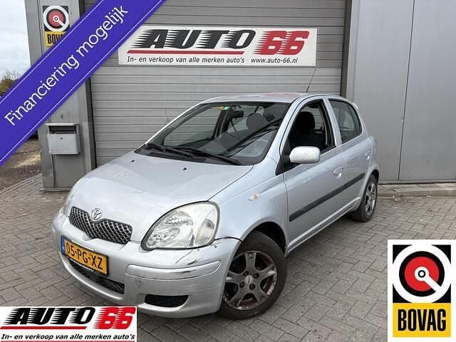 Grijs Gebruikt 2004 Toyota Yaris Sol Hatchback | € 1.995 (Goede deal) - Afbeelding 1/4