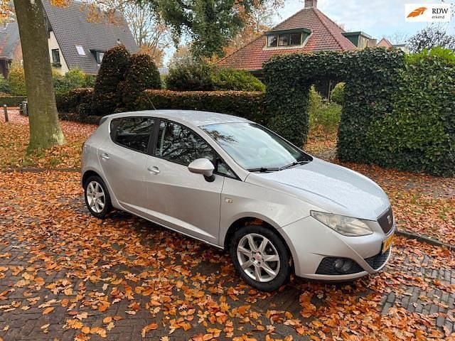 Grijs Occasion 2010 Seat Ibiza Ecomotive Hatchback | € 1.750 (Duur) - Afbeelding 1/4