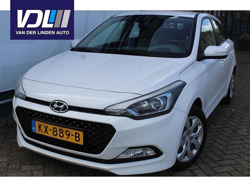 Wit Gebruikt 2016 Hyundai i20 Hatchback | € 8.250 (Iets duurder) - Afbeelding 1/4