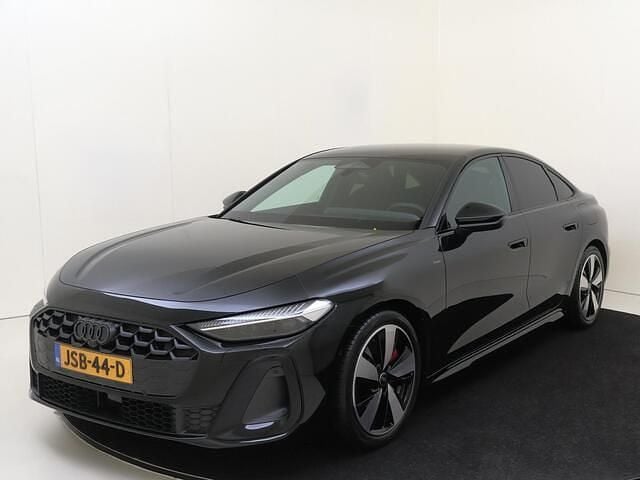 Occasion Audi A5 Premium 298 PK (219 kW) 2026 Zwart Sedan