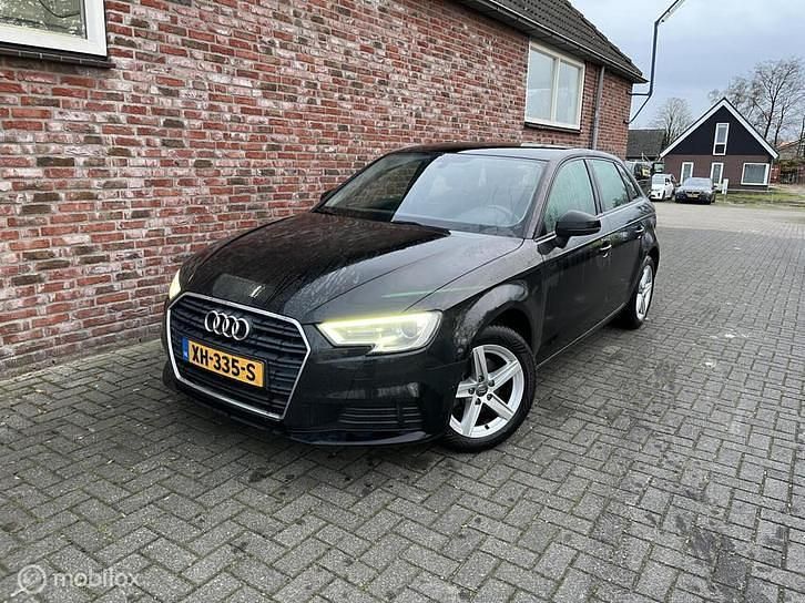 Occasion 2019 Audi A3 Proline Sedan | € 13.250 (Goede deal) - Afbeelding 1/4