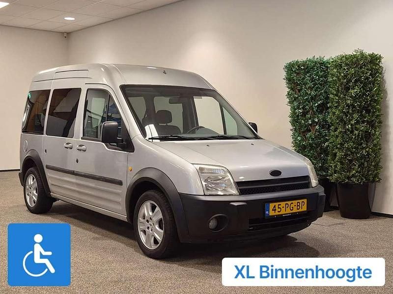 Grijs Occasion 2004 Ford Tourneo Connect MPV | € 9.950 - Afbeelding 1/4