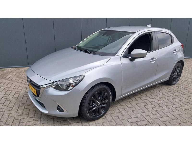 Grijs Gebruikt 2019 Mazda 2 Inclusive Hatchback | € 13.900 (Eerlijke prijs) - Afbeelding 1/4