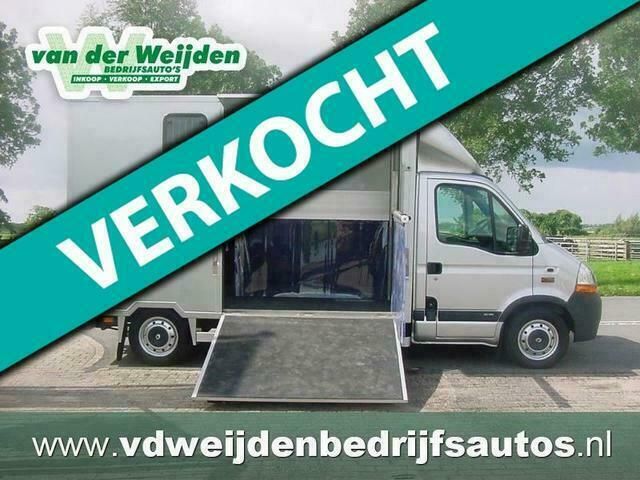 Zilver Gebruikt 2008 Renault Master Van | € 25.000 - Afbeelding 1/4
