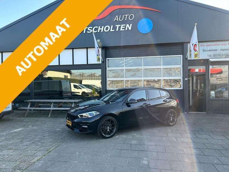 Zwart Gebruikt 2020 BMW 118 Executive Hatchback | € 21.750 (Eerlijke prijs) - Afbeelding 1/4
